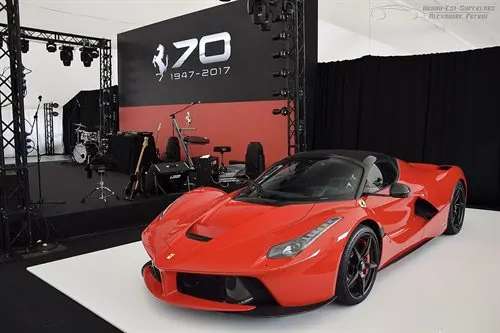 LaFerrari Aperta